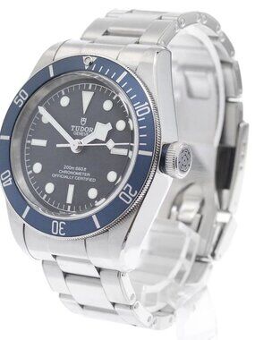 TUDOR Heritage Black Bay